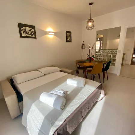 Leone's - House For 6 People 公寓