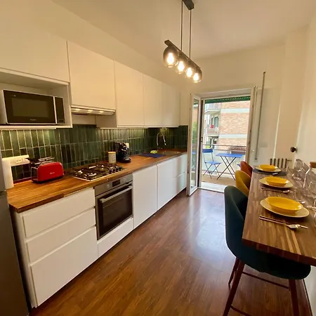 Apartment Leone's - House For 6 People